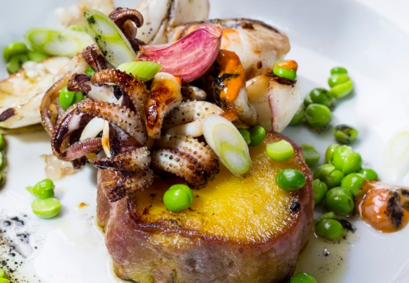 Choquinhos com ovas, cebolo primaveril e batata-doce